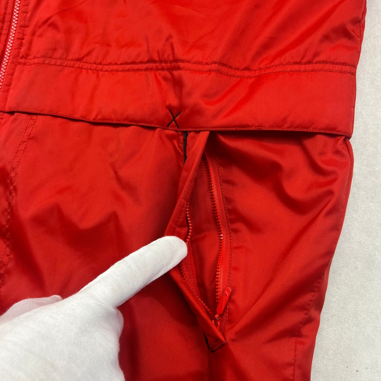 Vintage 90’s Nike Übergangsjacke Avenues Collective