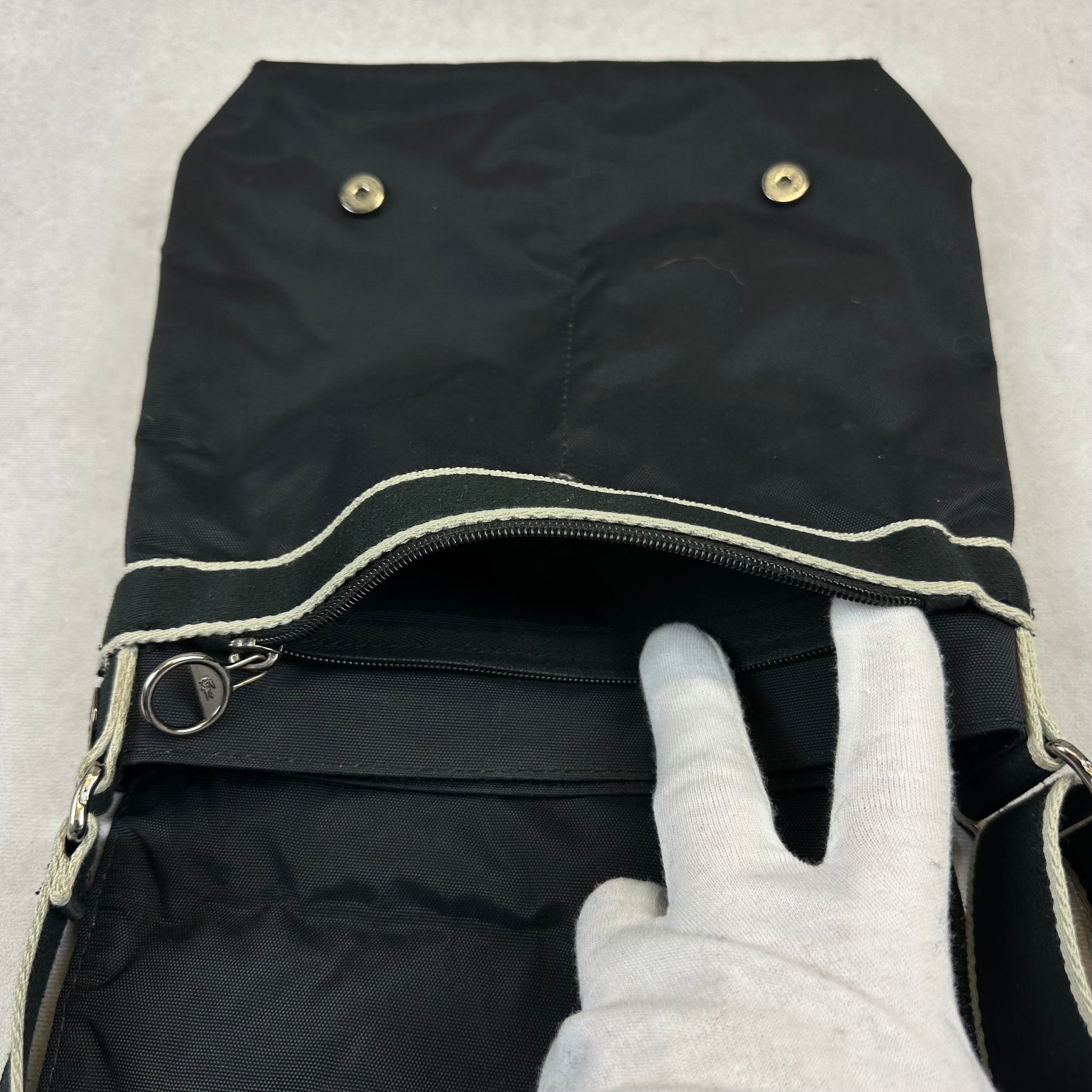 Vintage Lacoste Tasche Avenues Collective