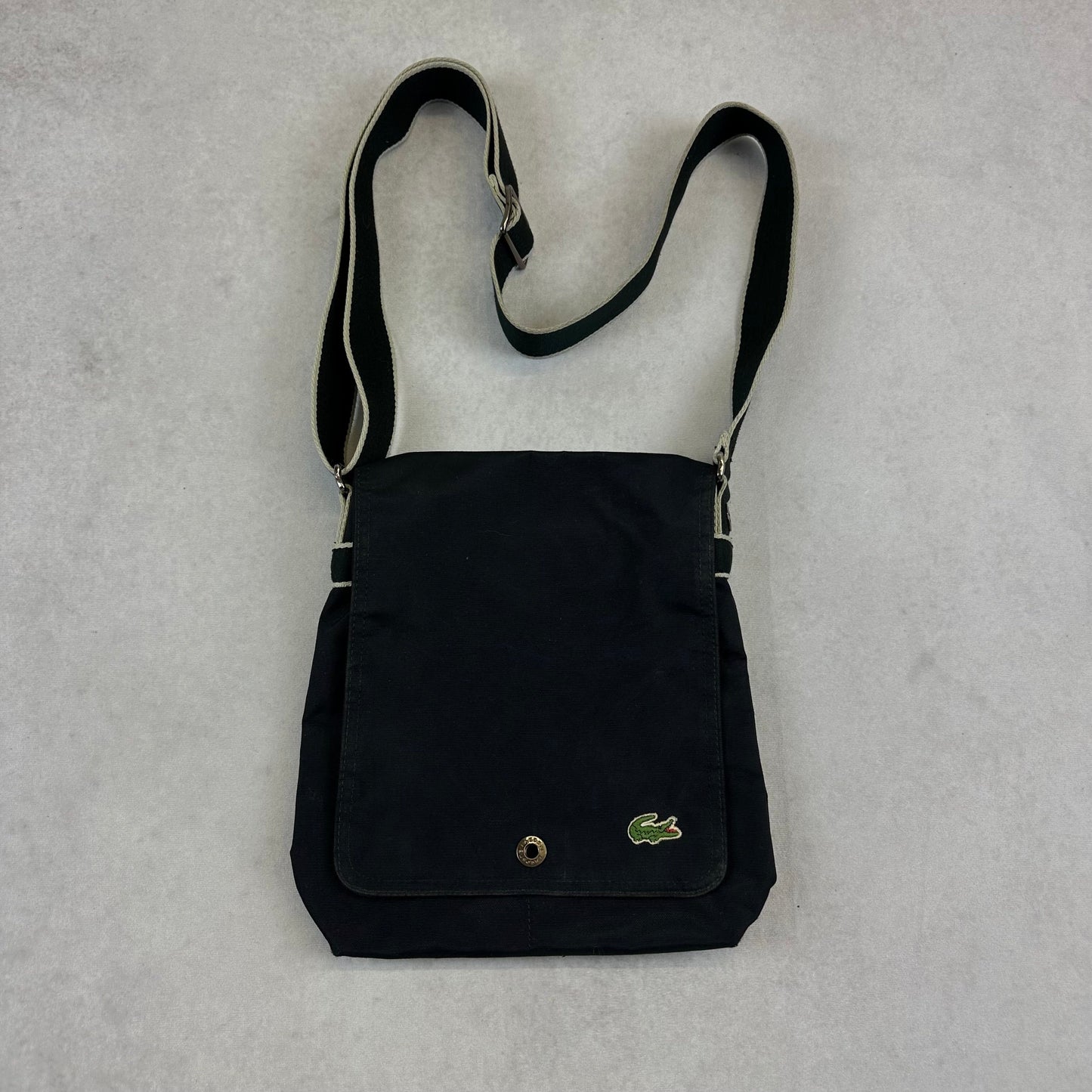Vintage Lacoste Tasche Avenues Collective