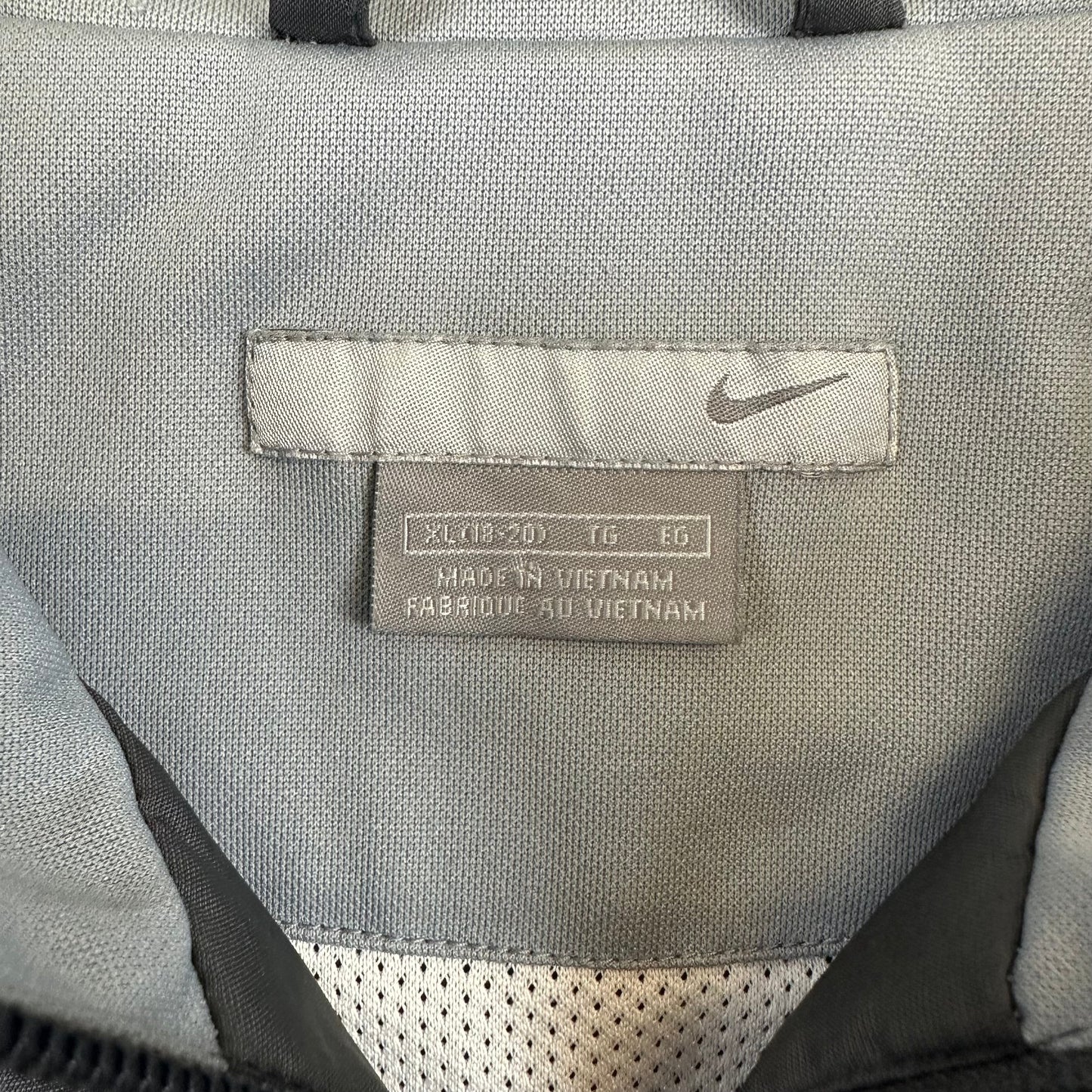 Vintage Nike Jacke Avenues Collective