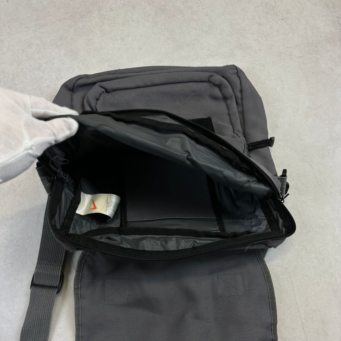 Vintage Nike Laptoptasche Avenues Collective