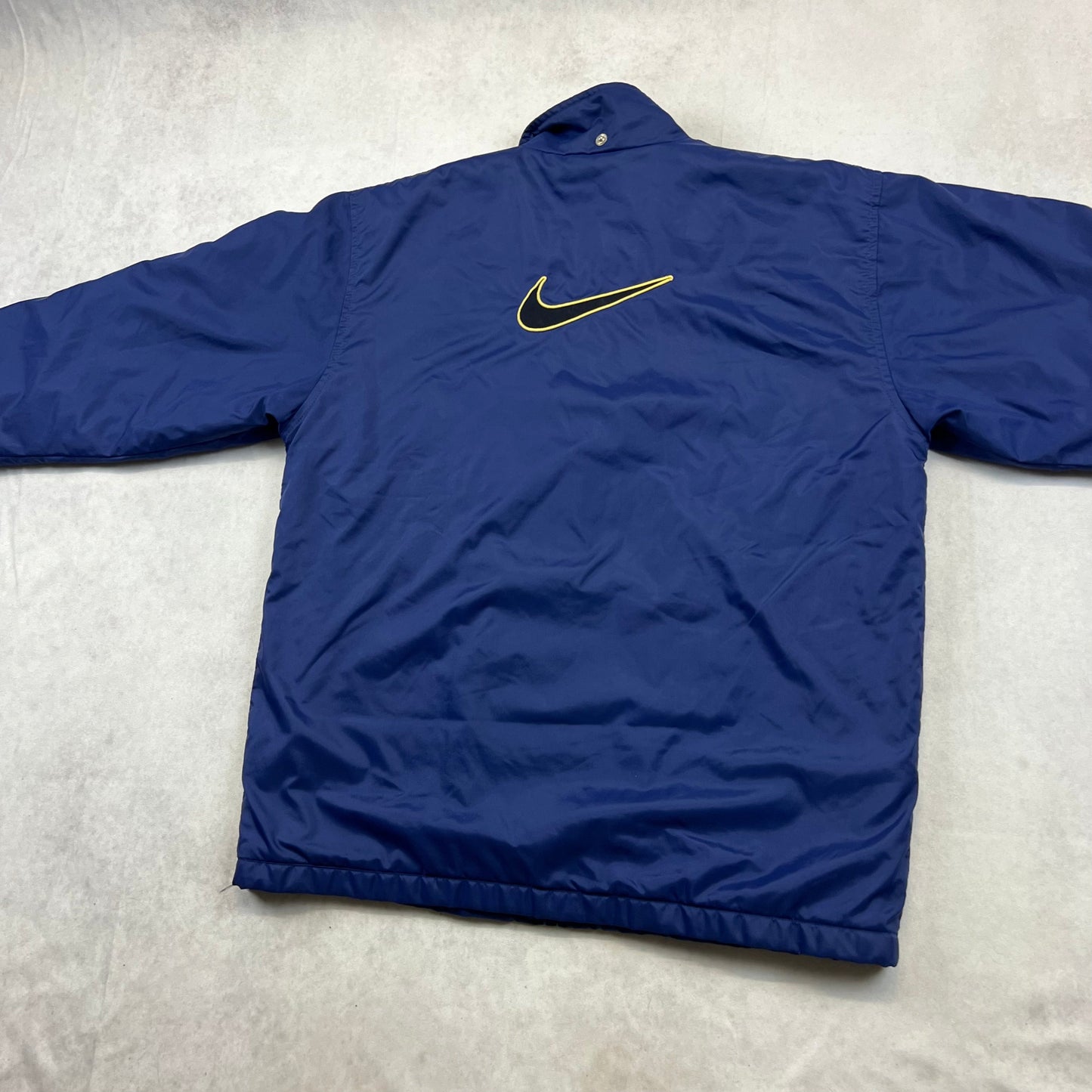 Vintage Nike Übergangsjacke Avenues Collective