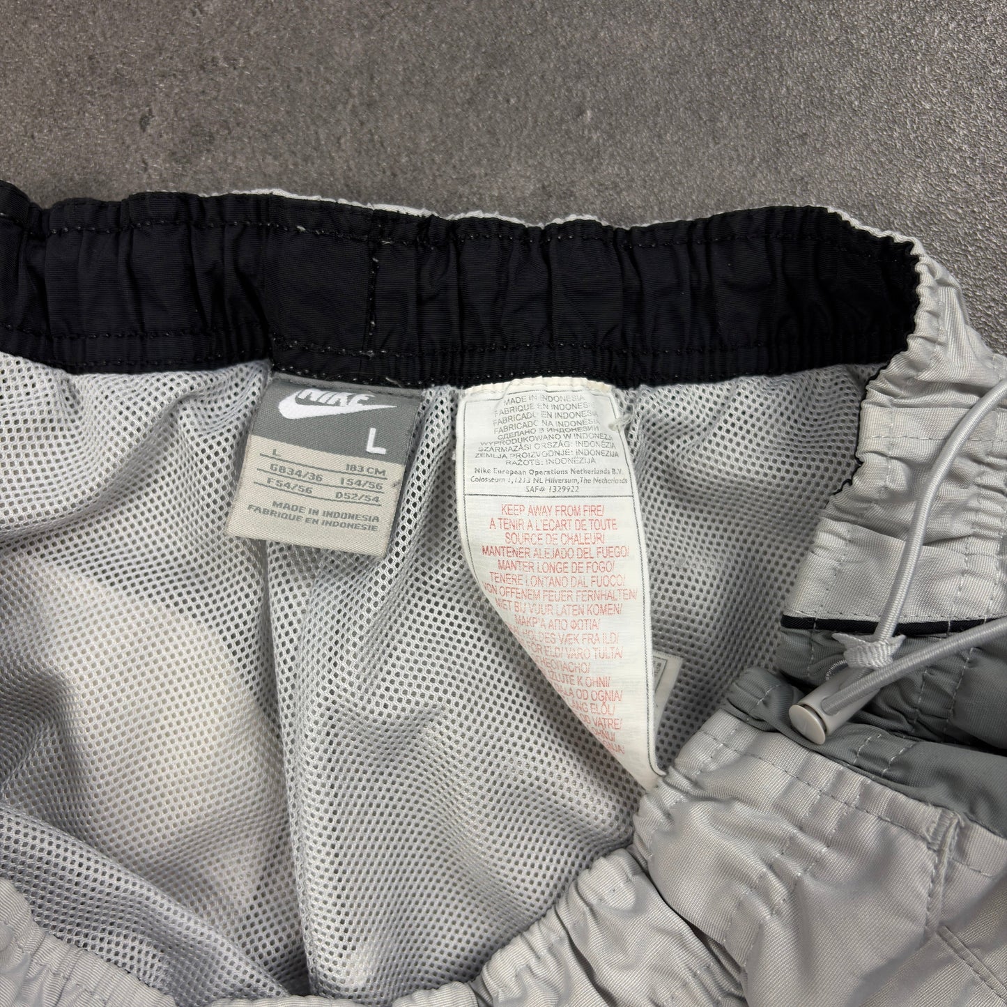 Nike Shox Trackpants [L] Nike Avenues Collective