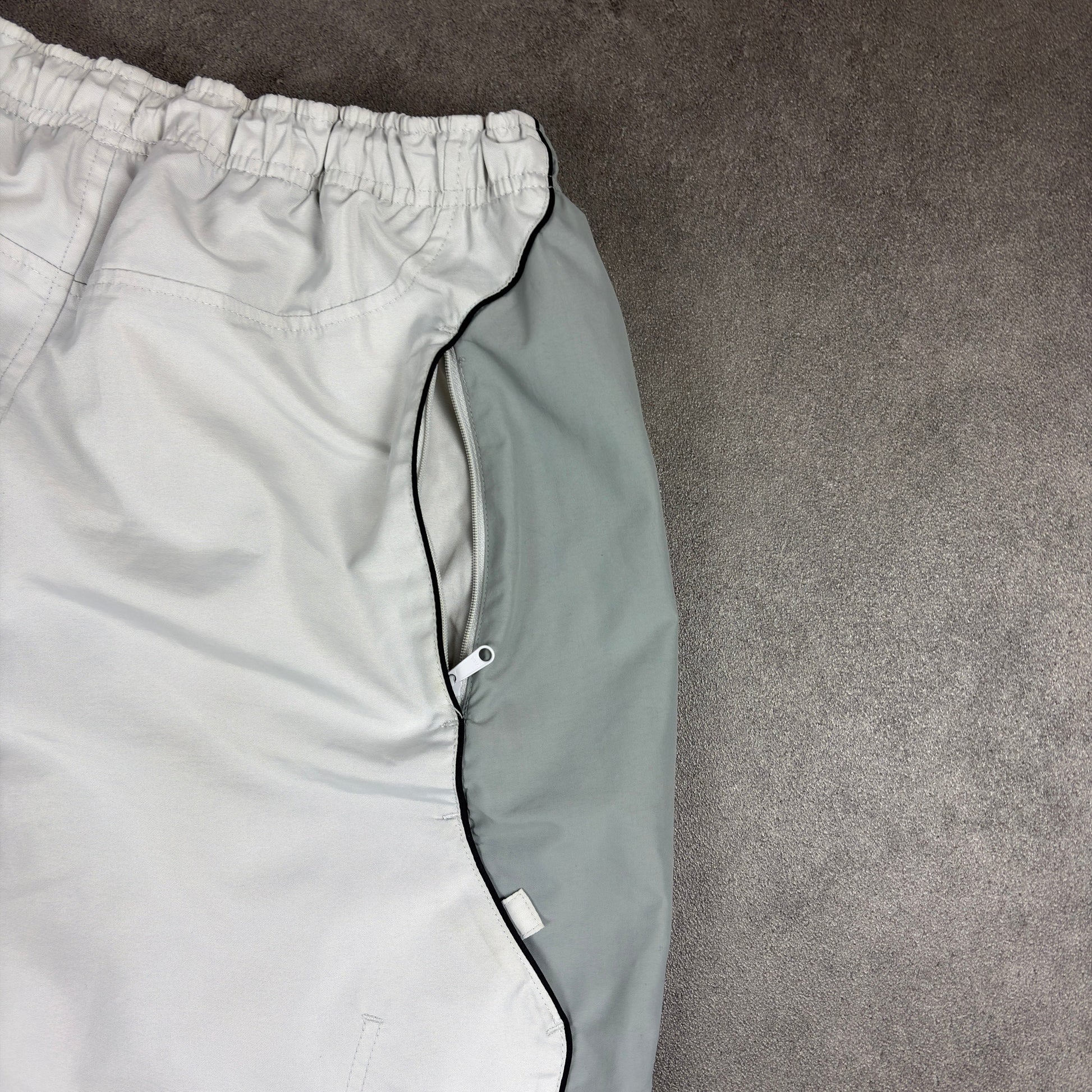 Nike Shox Trackpants [L] Nike Avenues Collective