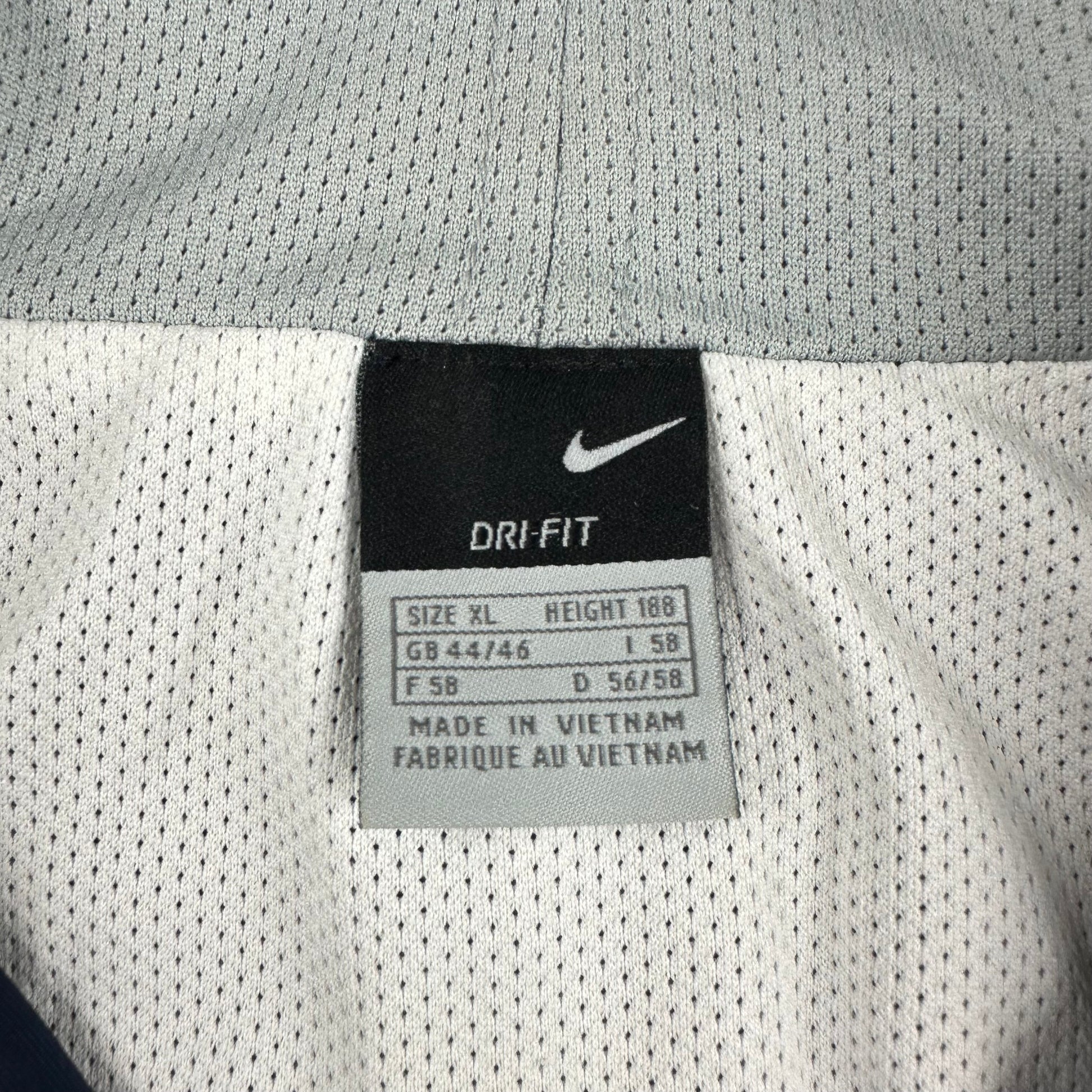 Nike Trainingsjacke [XL] Nike Avenues Collective