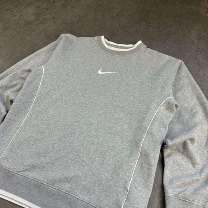 Nike Vintage Sweater [S] Avenues Collective