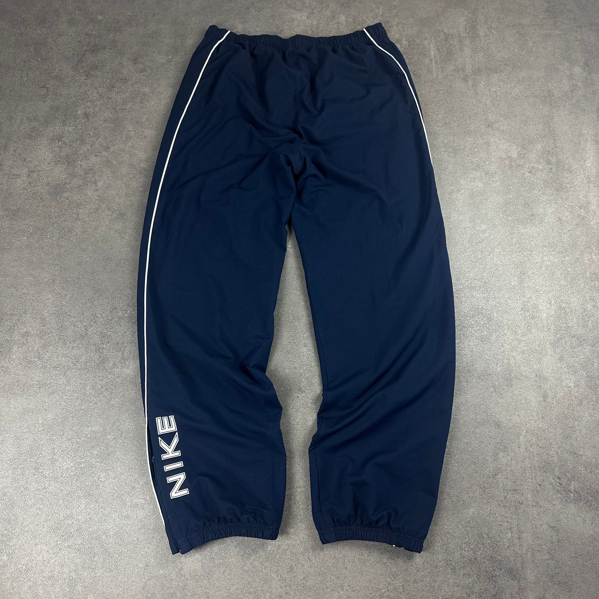 Nike Vintage Trackpants [L] Nike Avenues Collective