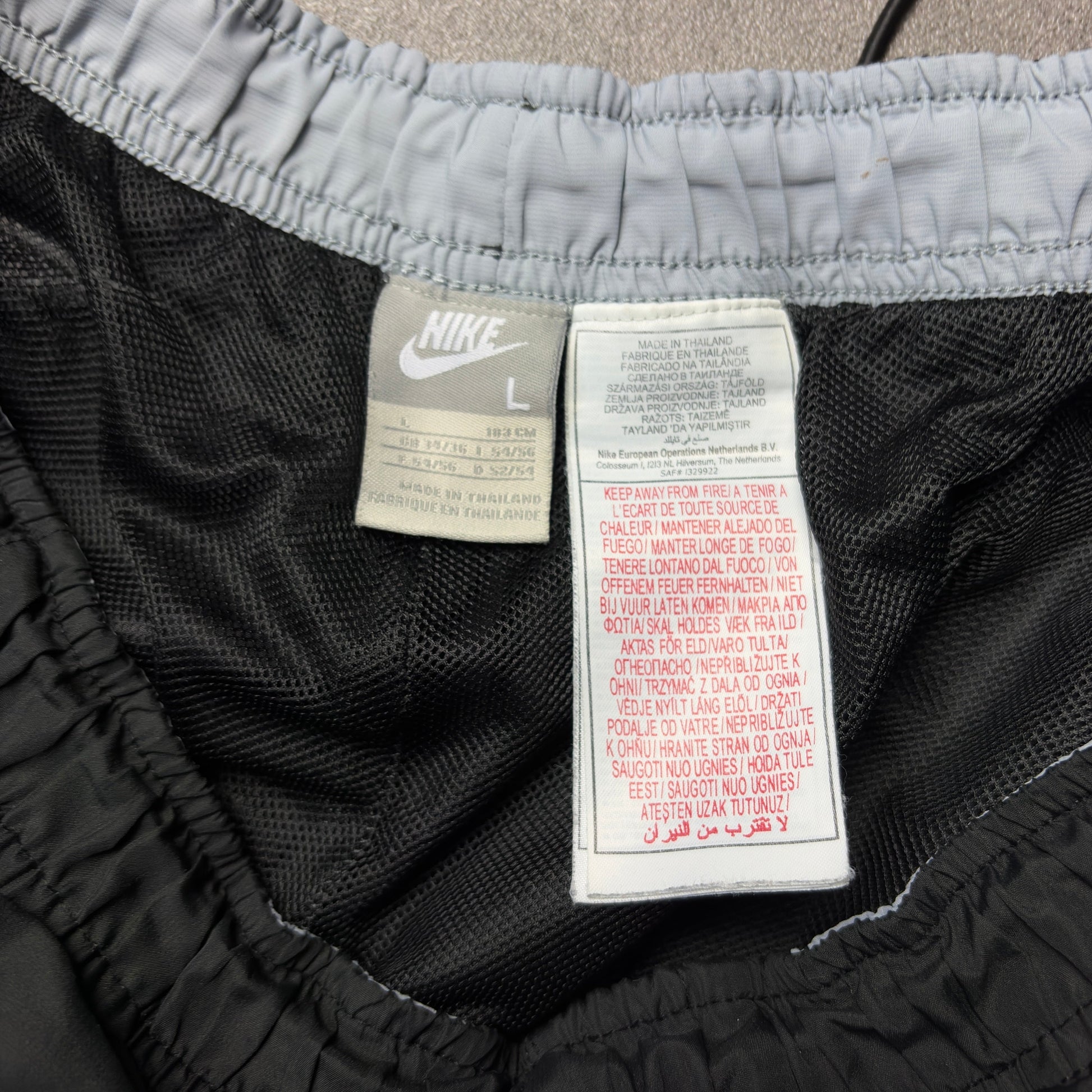 Nike Vintage Trackpants [L] Nike Avenues Collective