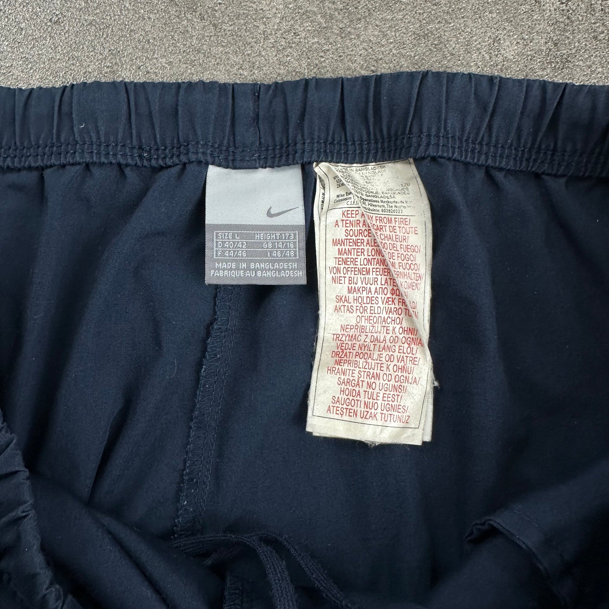 Nike Vintage Trackpants [L] Nike Avenues Collective