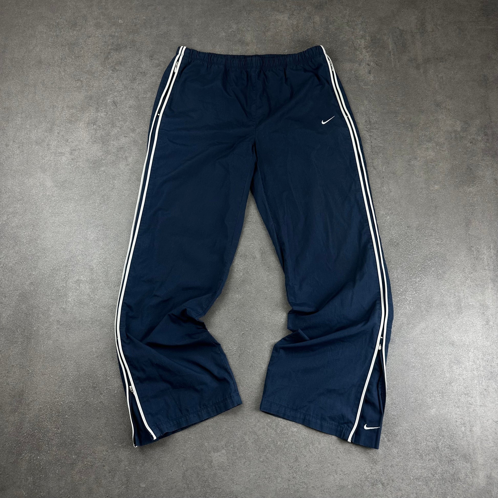 Nike Vintage Trackpants [L] Nike Avenues Collective