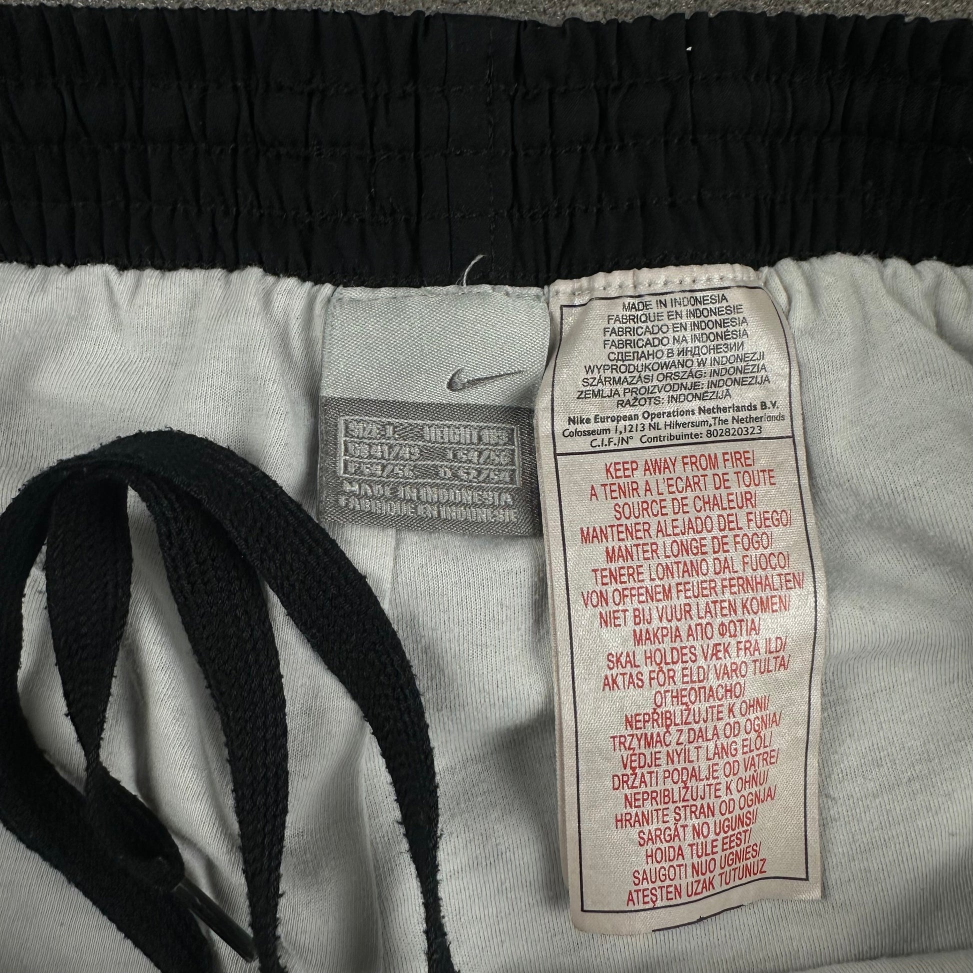 Nike Vintage Trackpants [L] Nike Avenues Collective