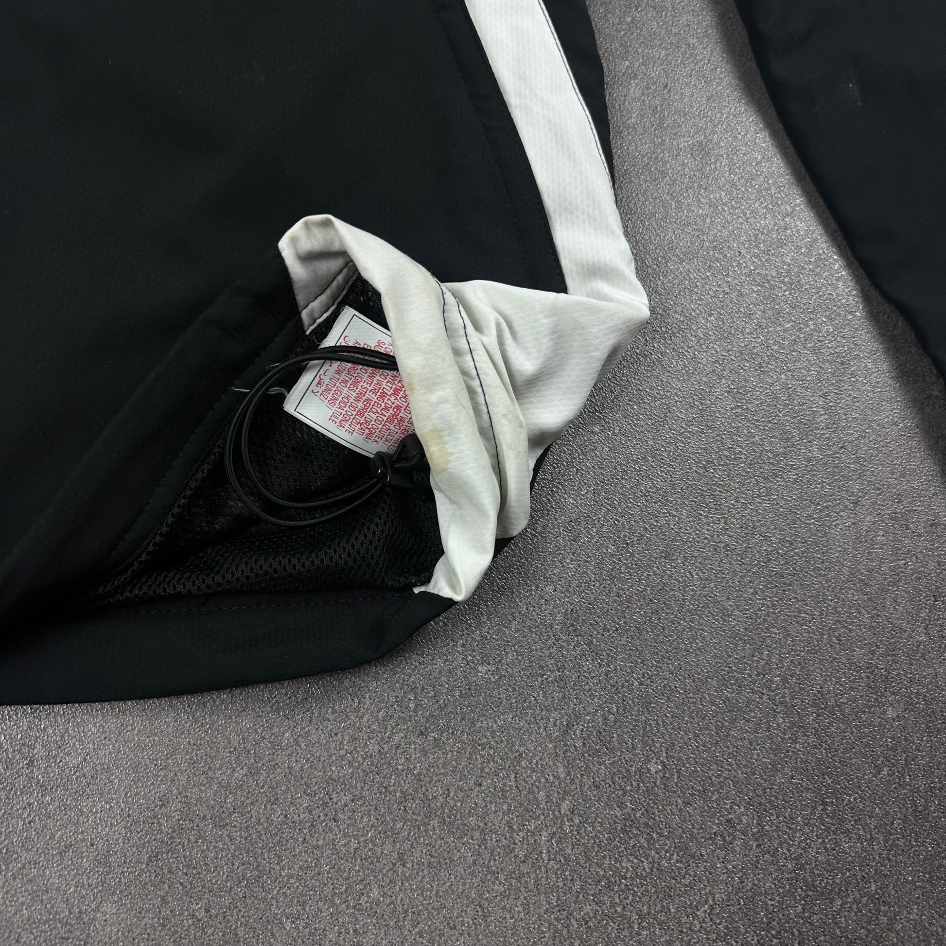 Nike Vintage x Manchester United Trackjacket [L] Avenues Collective