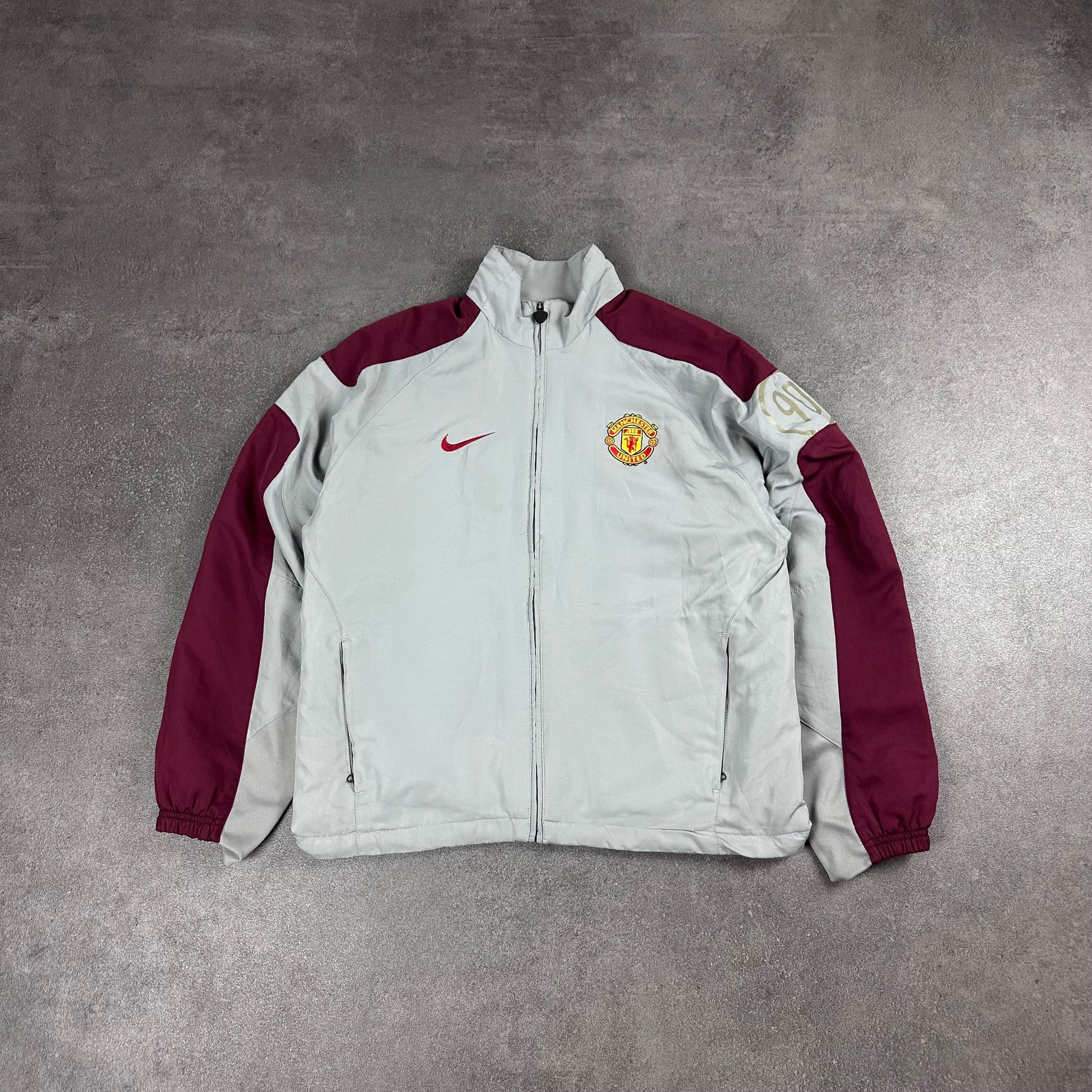 Nike Vintage x Manchester United Trackjacket [S] Avenues Collective