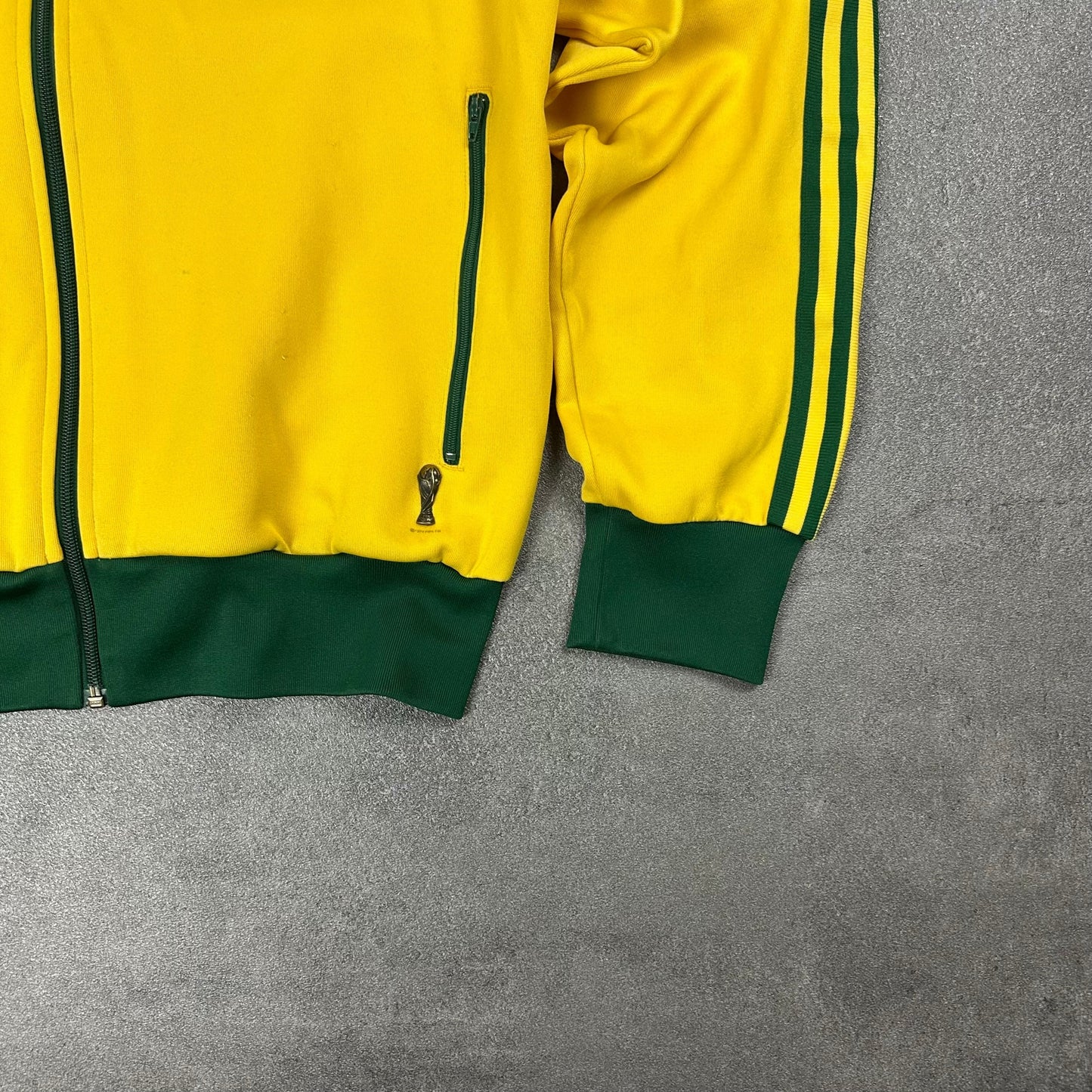 Vintage Adidas Brazil Jacke [L] Avenues Collective