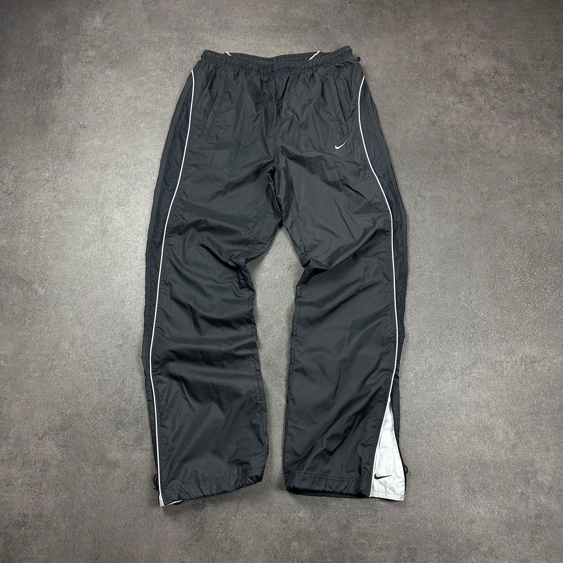 Vintage Nike Trackpants [L] Nike Avenues Collective
