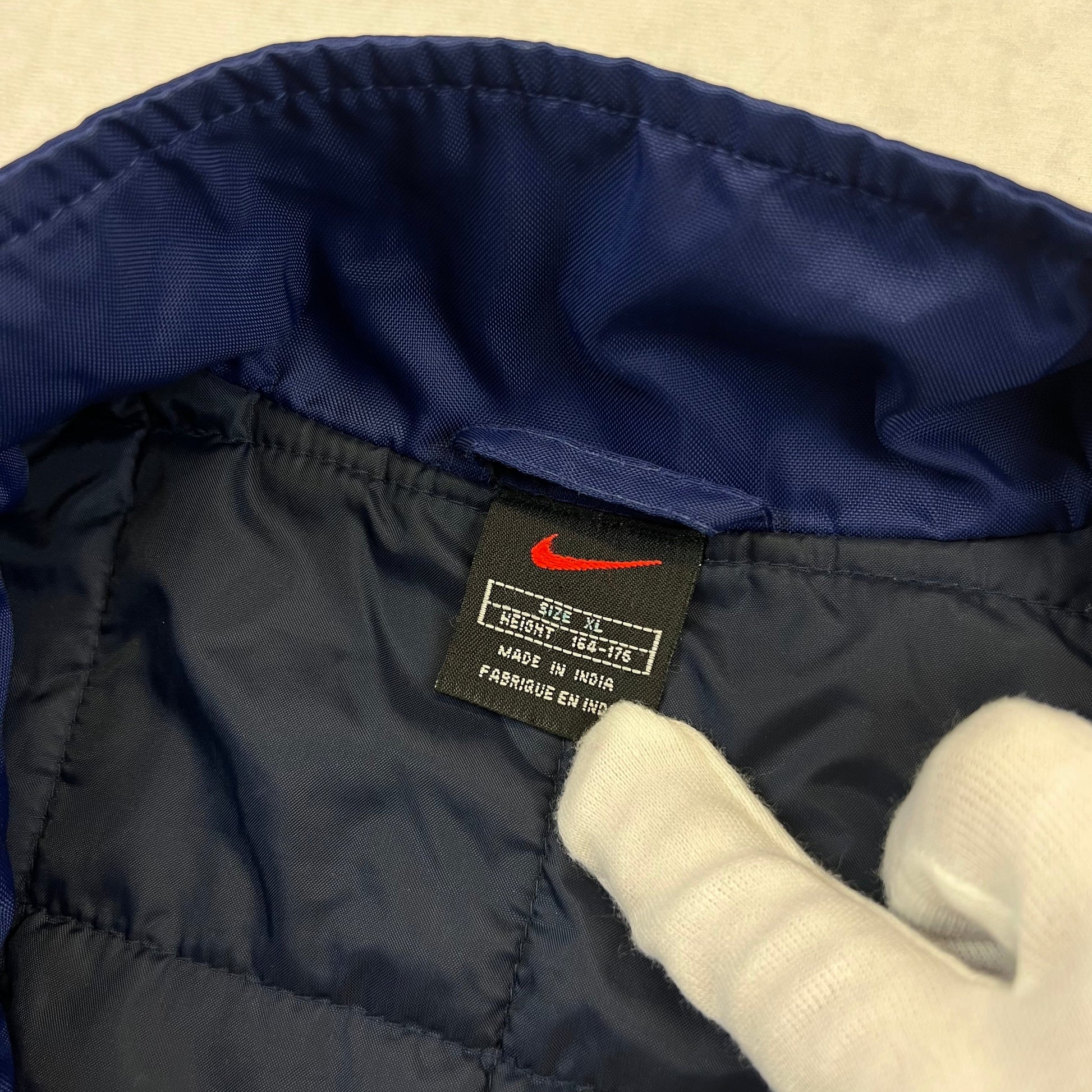 Vintage Nike Übergangsjacke Avenues Collective