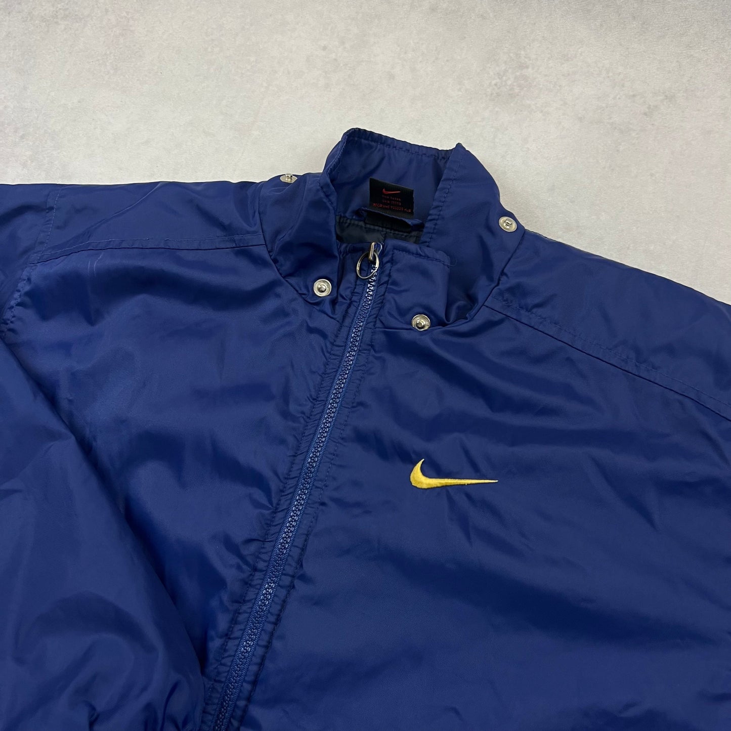 Vintage Nike Übergangsjacke Avenues Collective