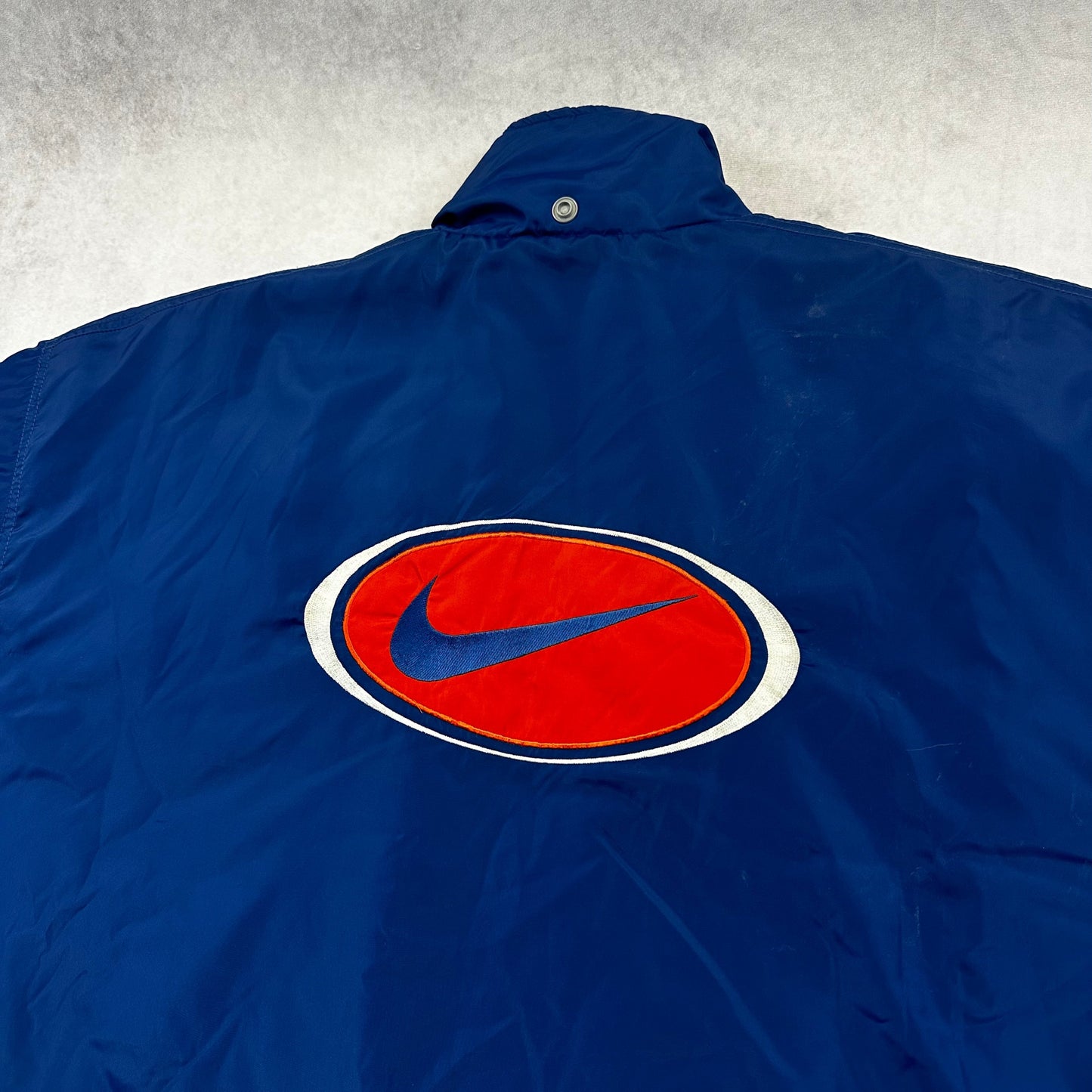 Vintage Nike Übergangsjacke Avenues Collective