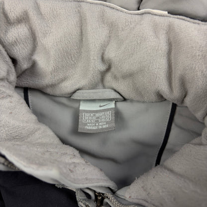 Vintage Nike Winterjacke [M] Nike Avenues Collective