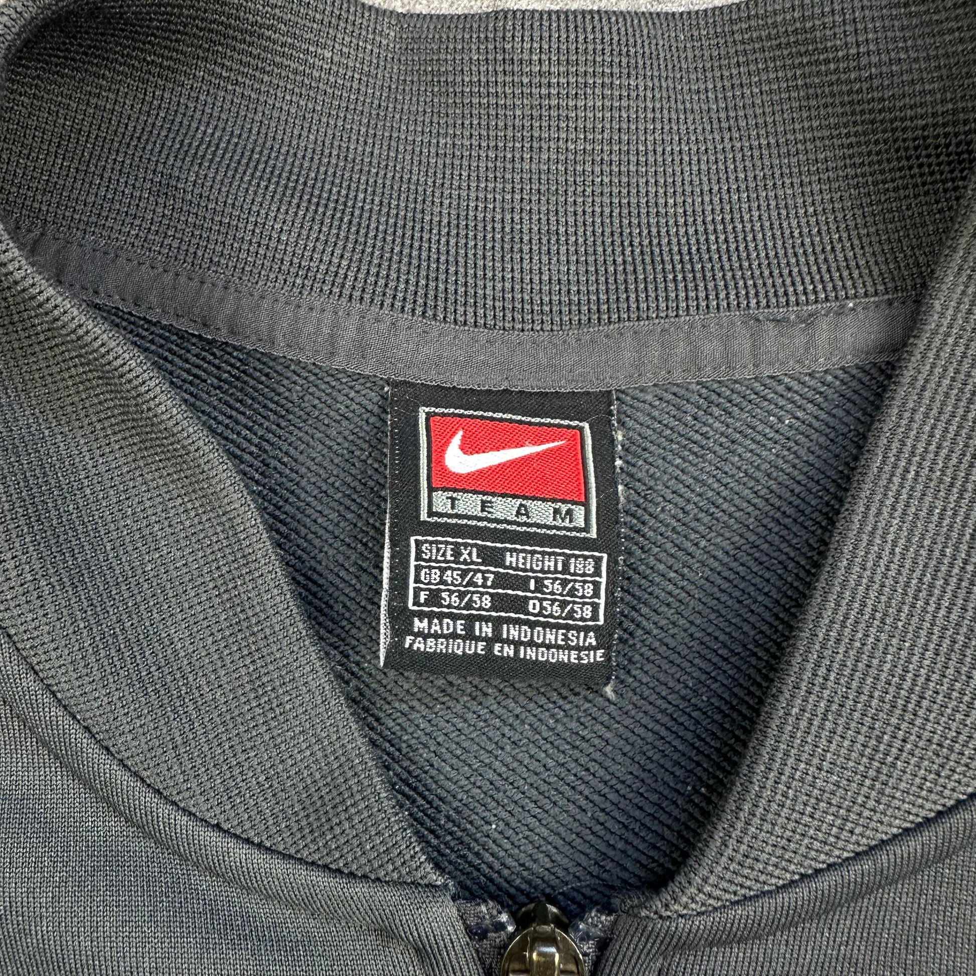 Vintage Nike x Brasilien Trainingsjacke [XL] Avenues Collective