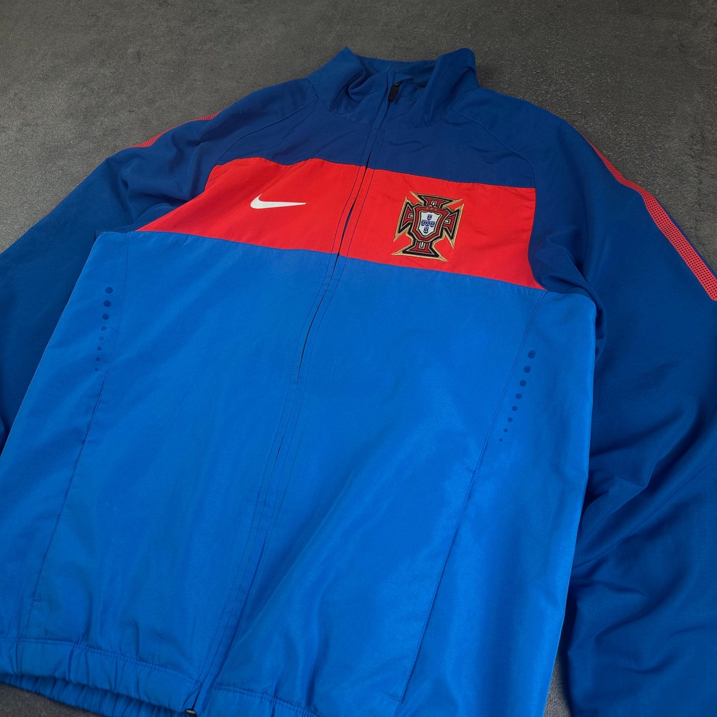 Vintage Nike x Portugal Trainingsjacke [S] Nike Avenues Collective