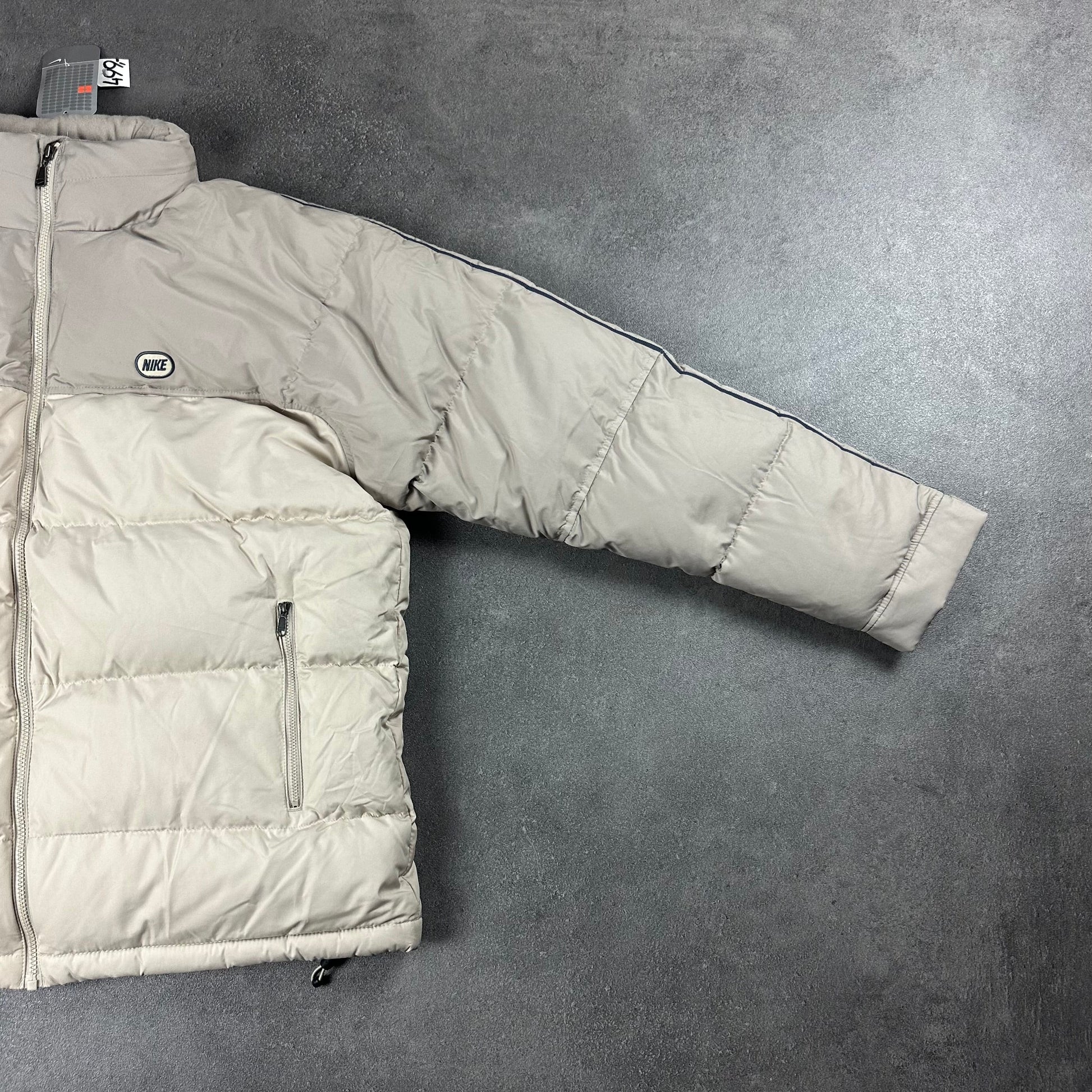 Vintage Nike y2k Puffer Jacke [L&XL] Nike Avenues Collective