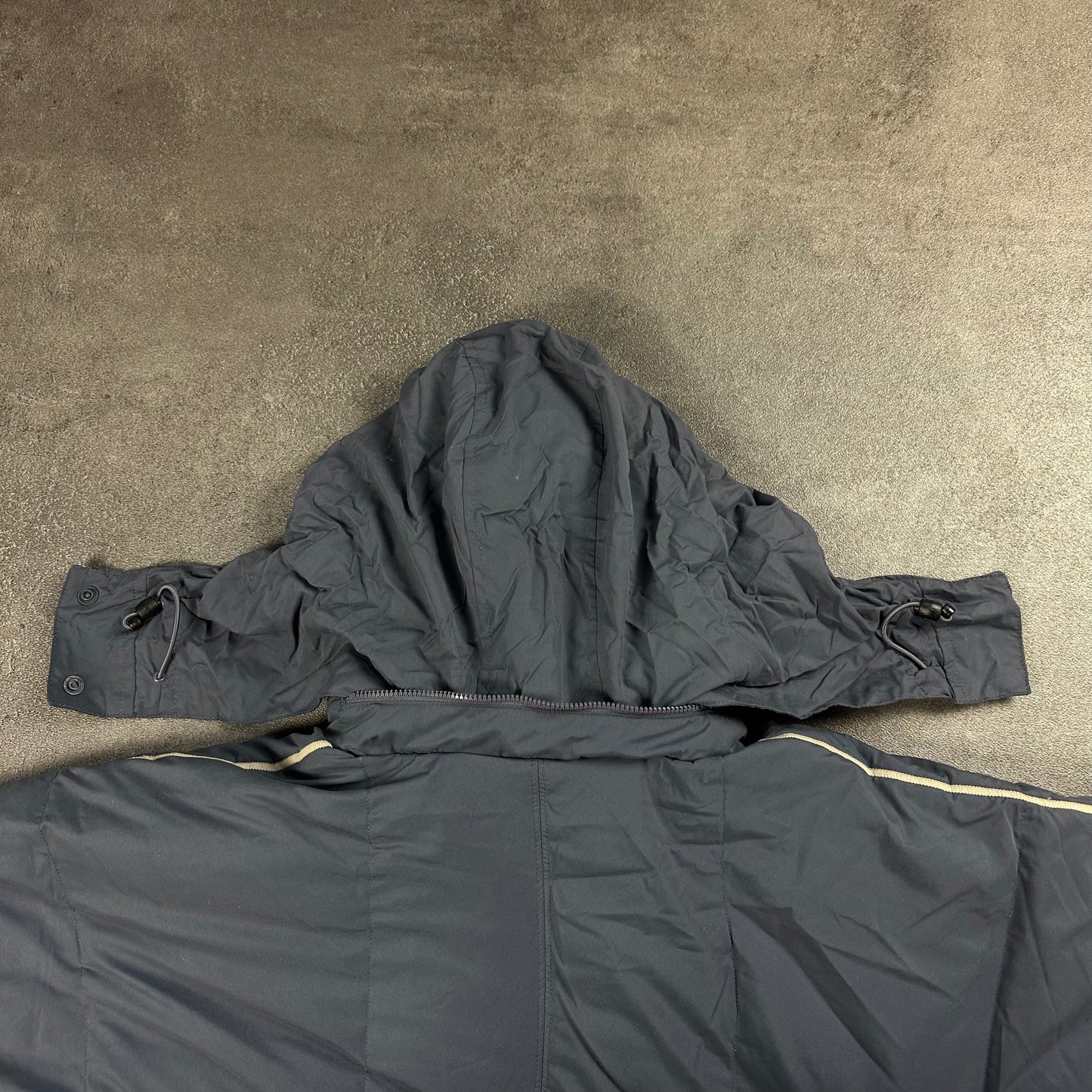 Vintage Nike y2k Puffer Jacke [S,M,L&XL] Nike Avenues Collective